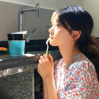 茶花村的幸福生活